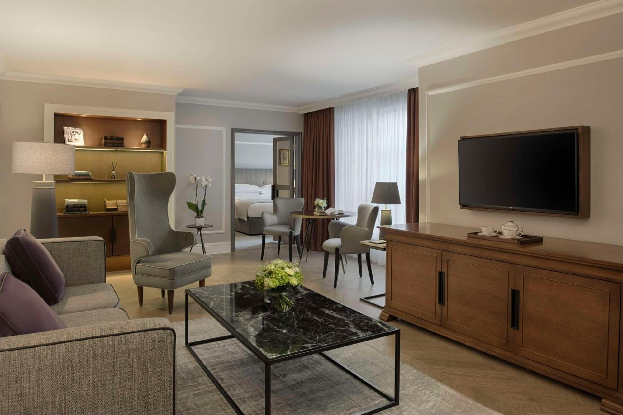 Hyatt Regency - The Churchill Отель