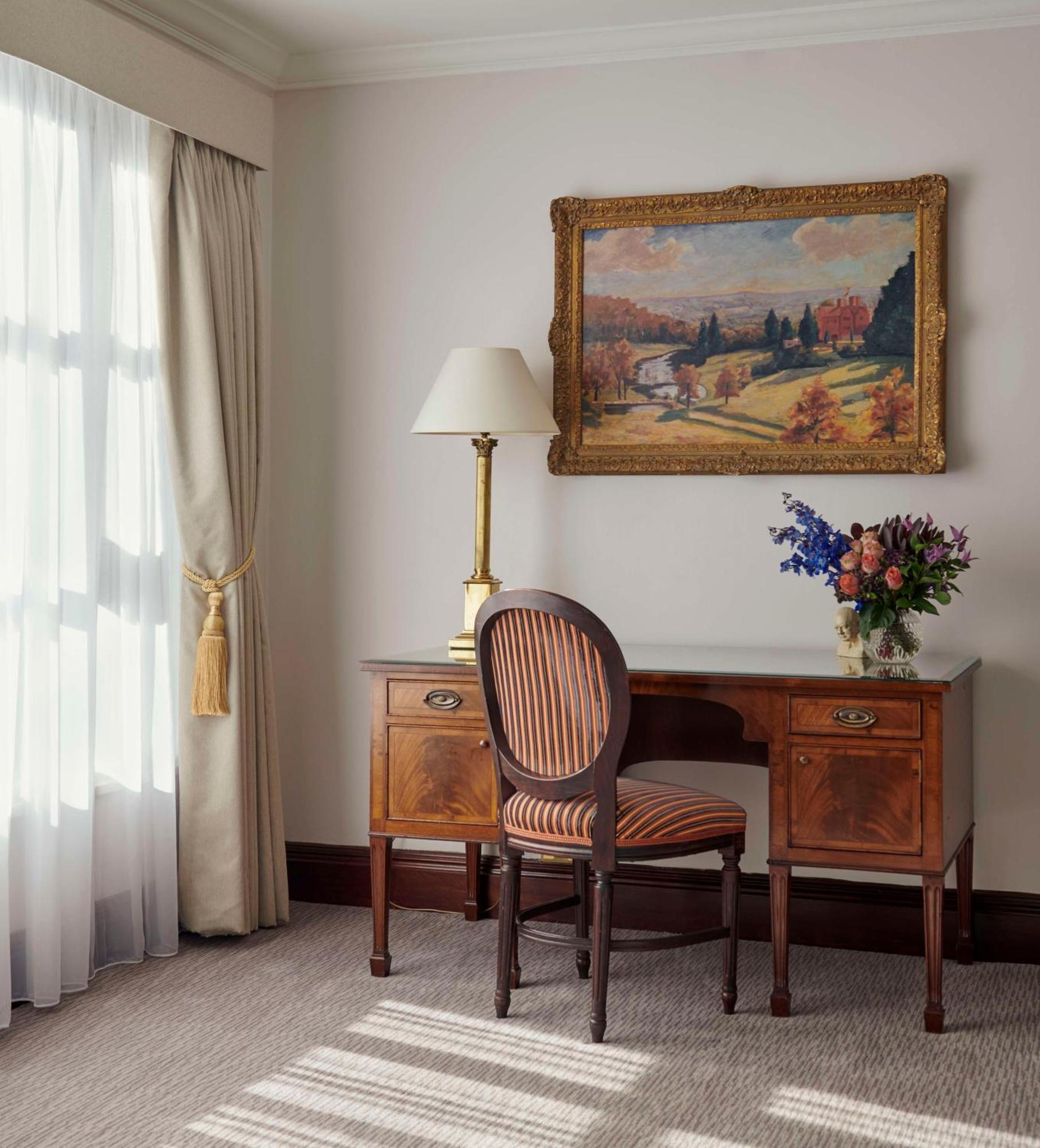 Hyatt Regency - The Churchill Отель 5*