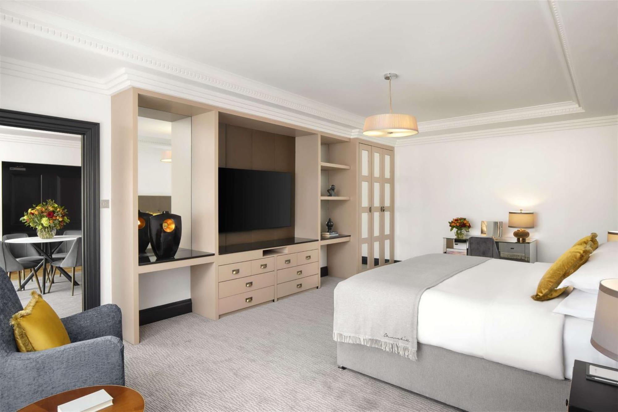 Hyatt Regency - The Churchill Отель 5*
